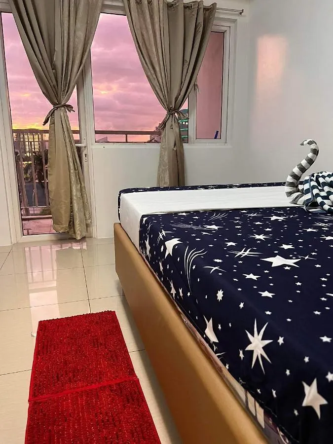 Jona'S Place At Shell Residences Manila